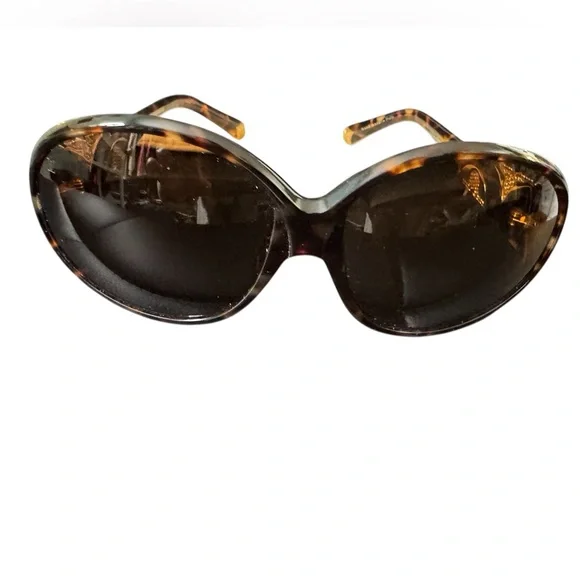 LOUIS VUITTON Iris Sunglasses Brown - Picture 4 of 11